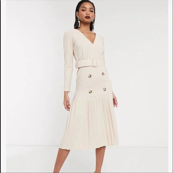 Beautiful midi pleaded cream dress - Picture 4 of 6